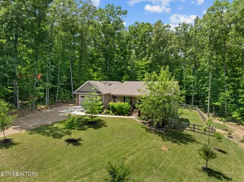 4117 Chica Road Crossville TN 38572