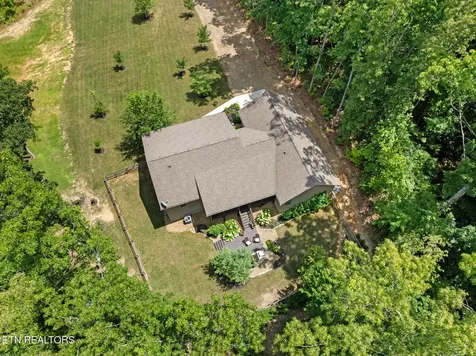 4117 Chica Road Crossville TN 38572