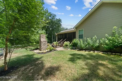 4117 Chica Road Crossville TN 38572