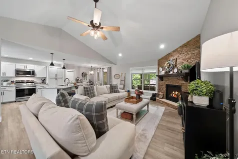 4117 Chica Road Crossville TN 38572