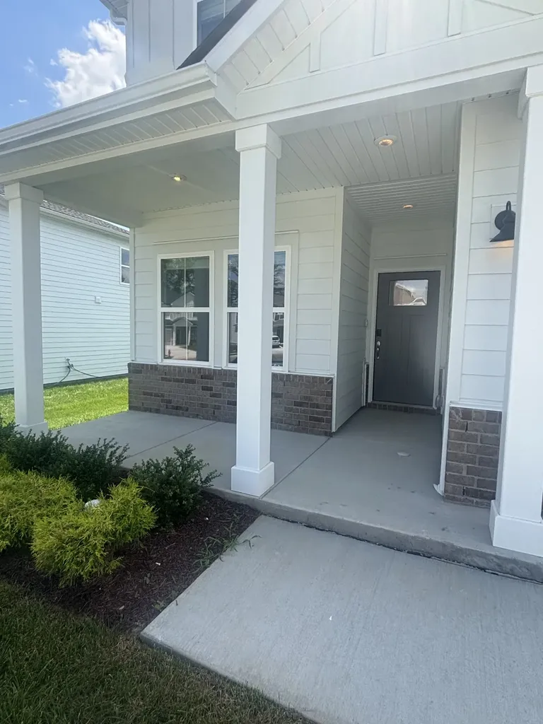 1960 Mahala Drive Hermitage TN 37076