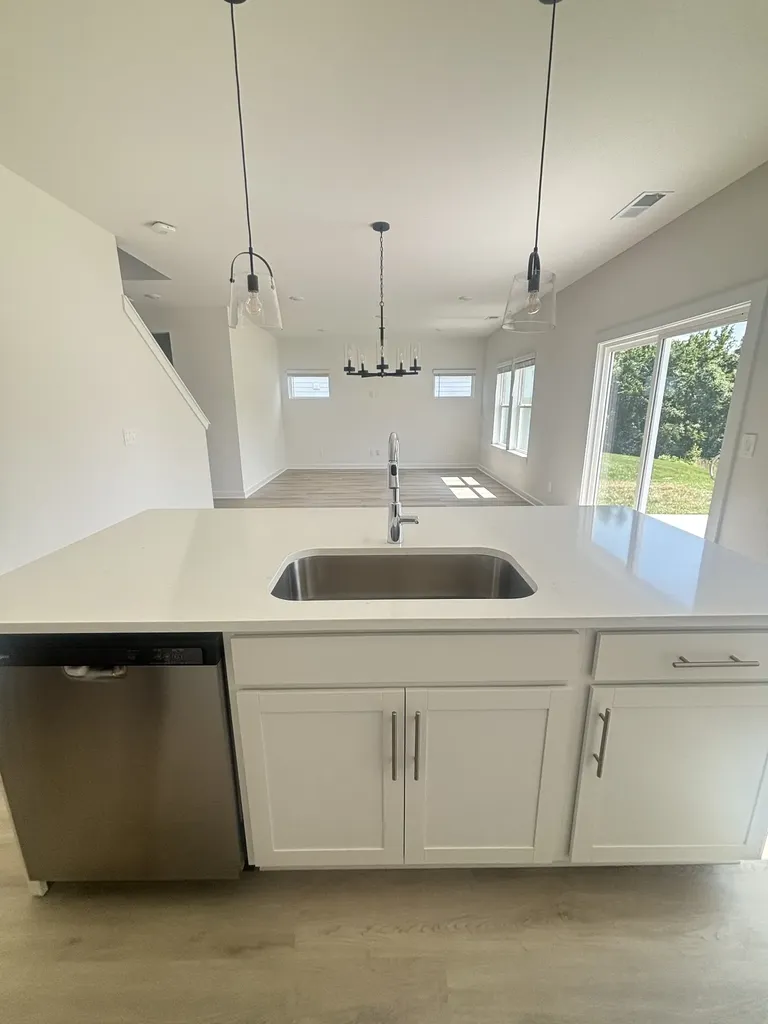 1960 Mahala Drive Hermitage TN 37076