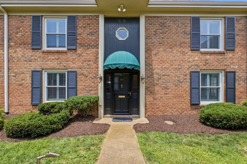 326 Elmington Avenue Nashville TN 37205