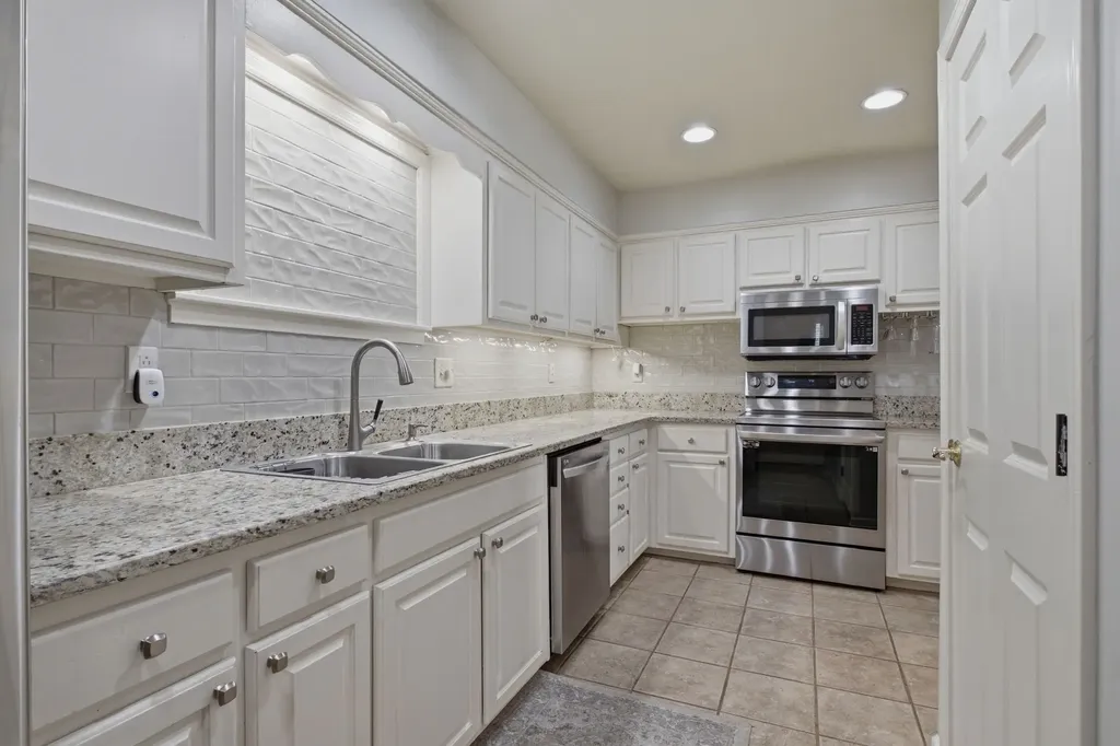 326 Elmington Avenue Nashville TN 37205