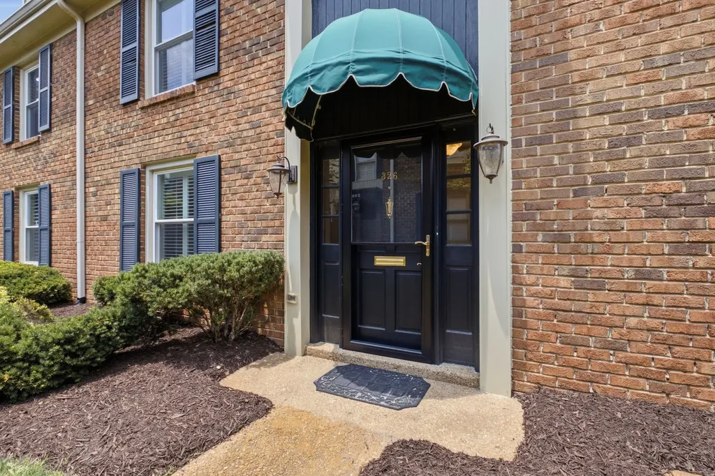 326 Elmington Avenue Nashville TN 37205
