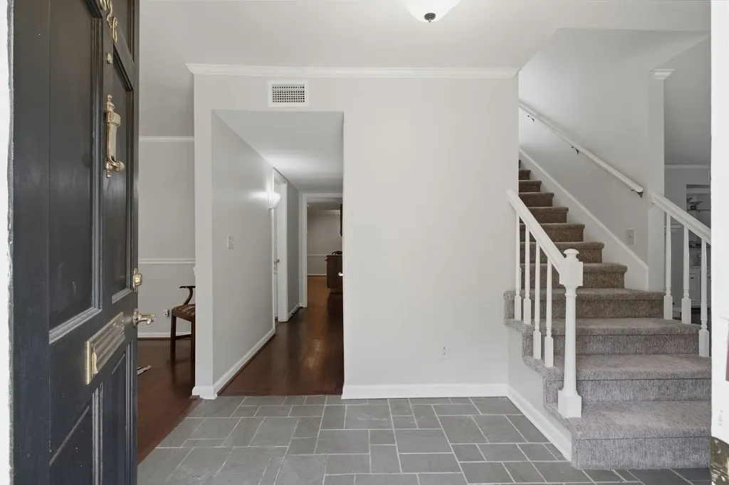 326 Elmington Avenue Nashville TN 37205