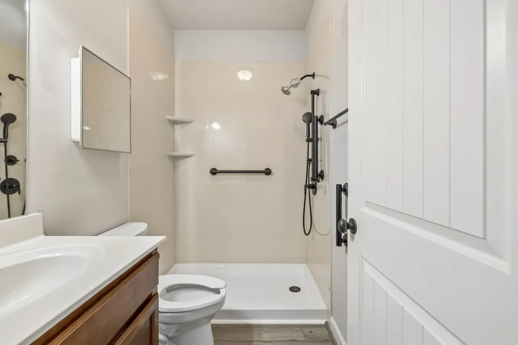 1040 Charlie Daniels Parkway Mount Juliet TN 37122