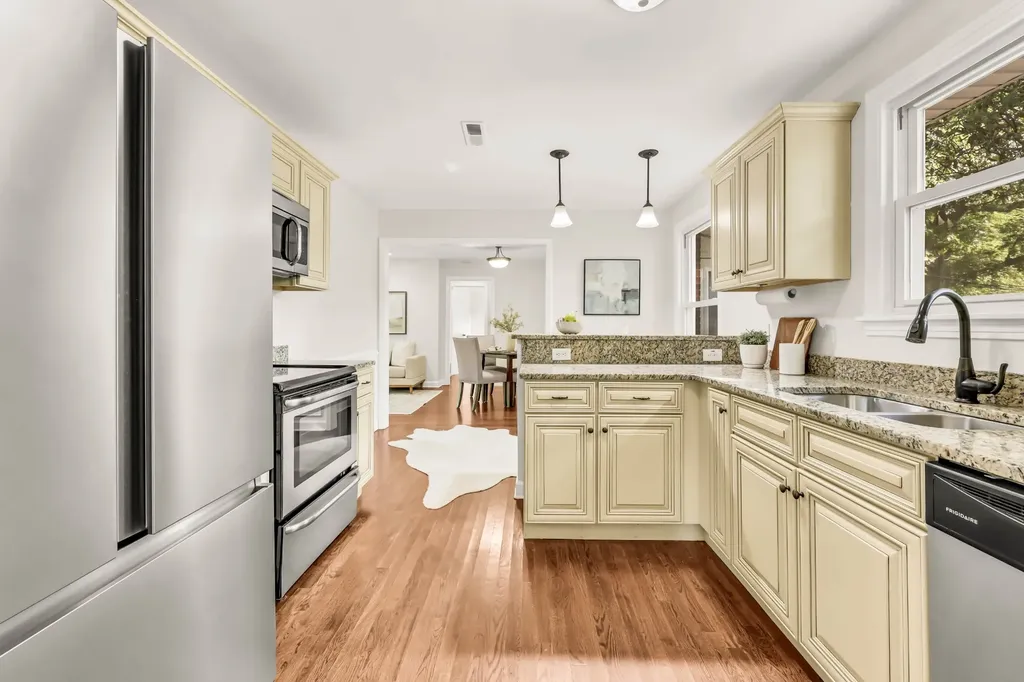 7 Lacy Lane Clarksville TN 37043