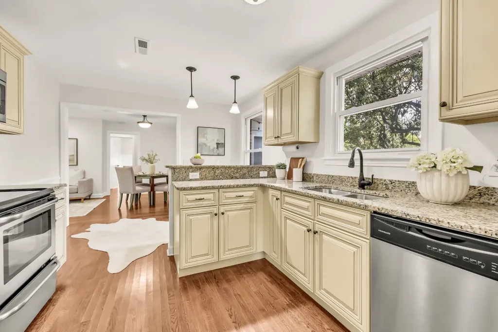7 Lacy Lane Clarksville TN 37043
