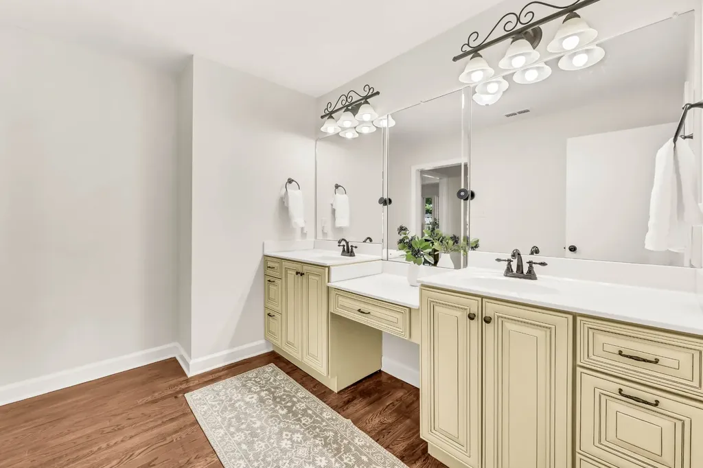 7 Lacy Lane Clarksville TN 37043