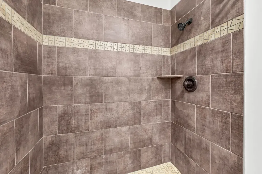 7 Lacy Lane Clarksville TN 37043