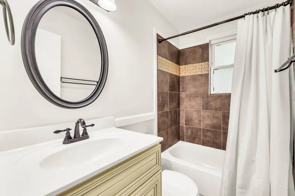 7 Lacy Lane Clarksville TN 37043