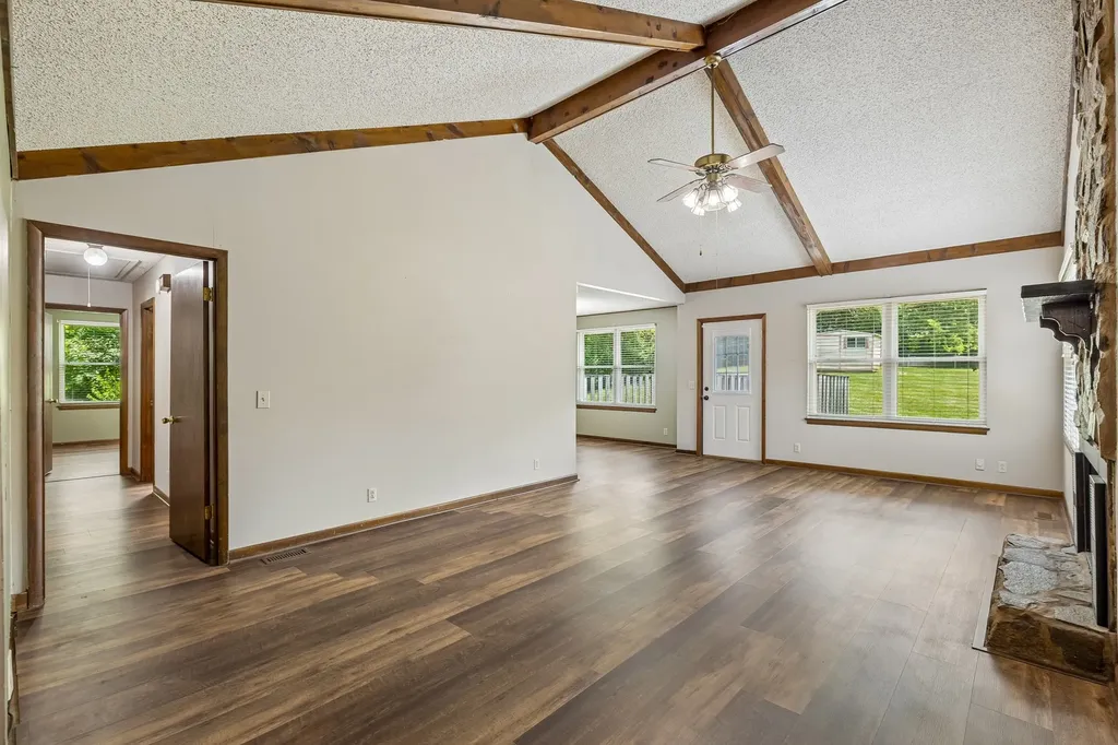 653 Mercer Drive Hermitage TN 37076