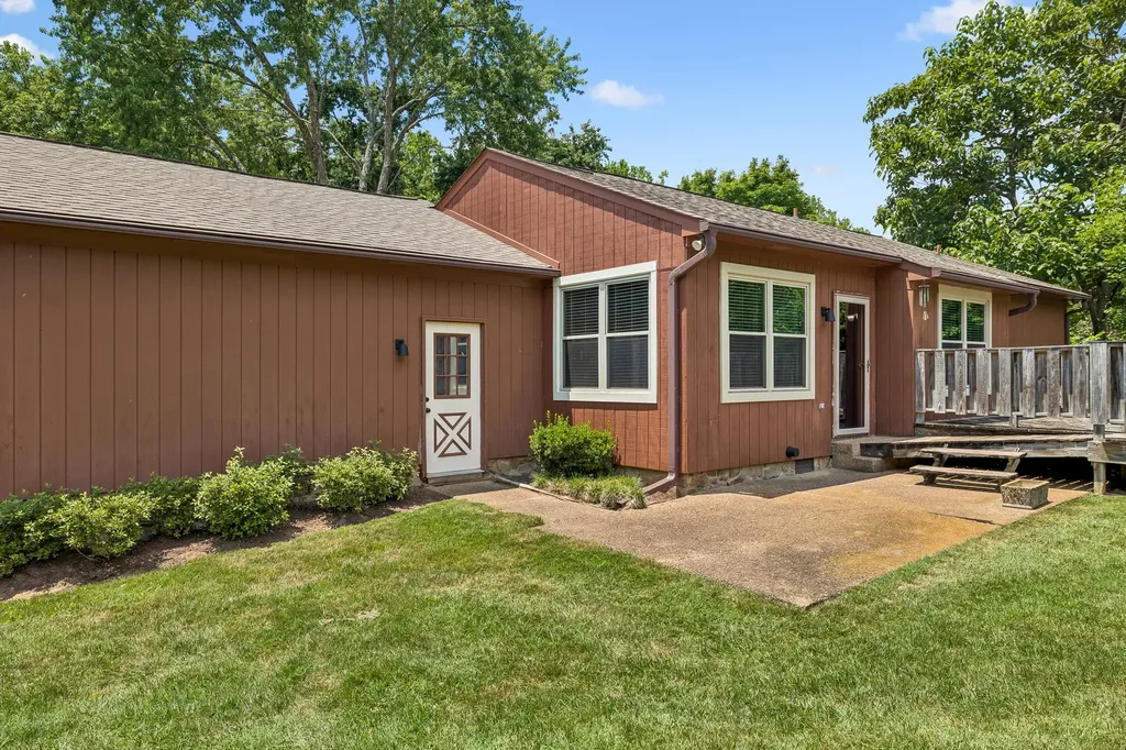 653 Mercer Drive Hermitage TN 37076