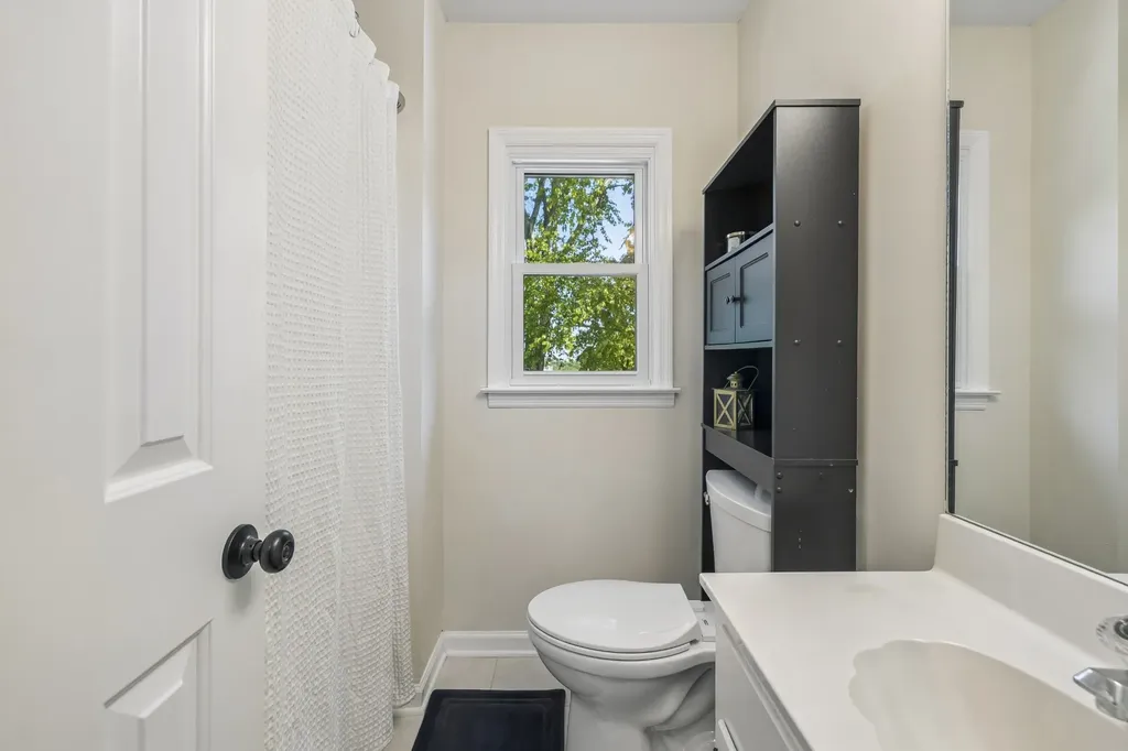 5053 English Village Drive Nashville TN 37211