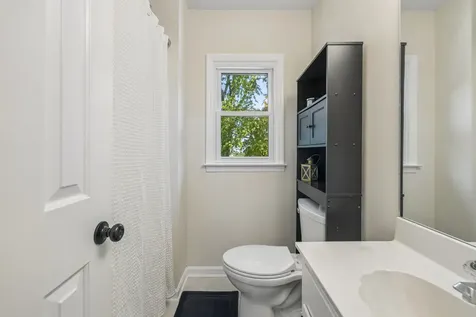 5053 English Village Drive Nashville TN 37211