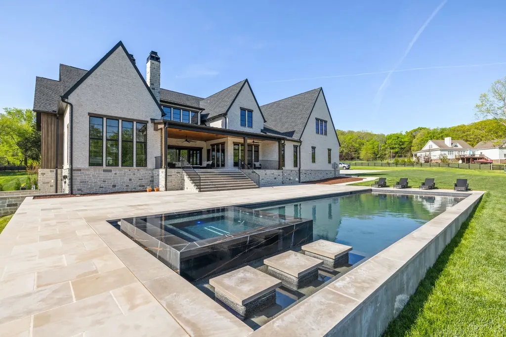 1862 Pleasant Hill Road Franklin TN 37067