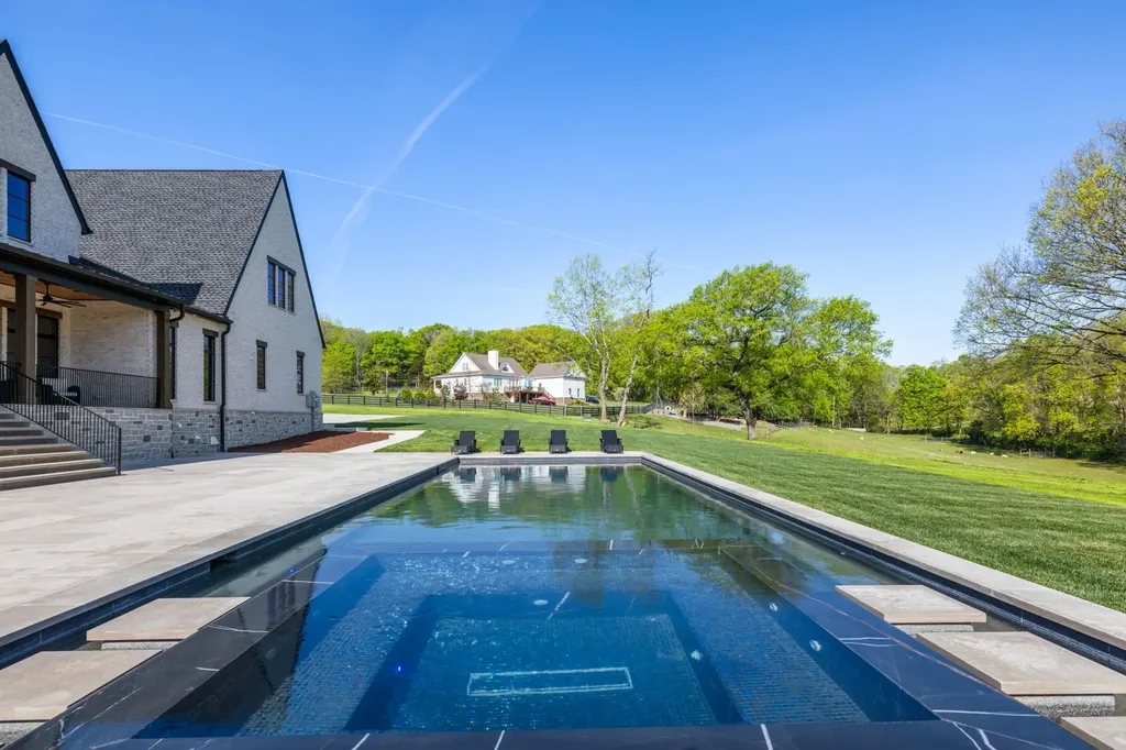 1862 Pleasant Hill Road Franklin TN 37067
