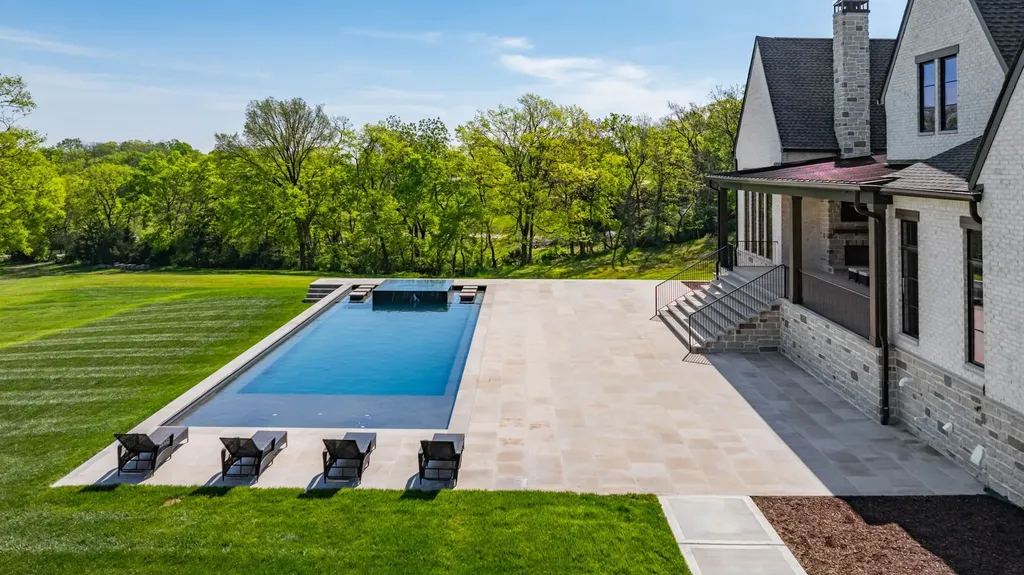 1862 Pleasant Hill Road Franklin TN 37067