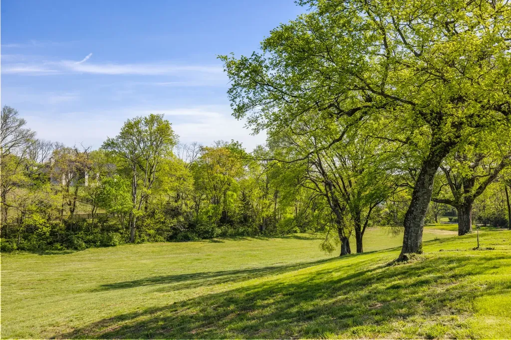 1862 Pleasant Hill Road Franklin TN 37067