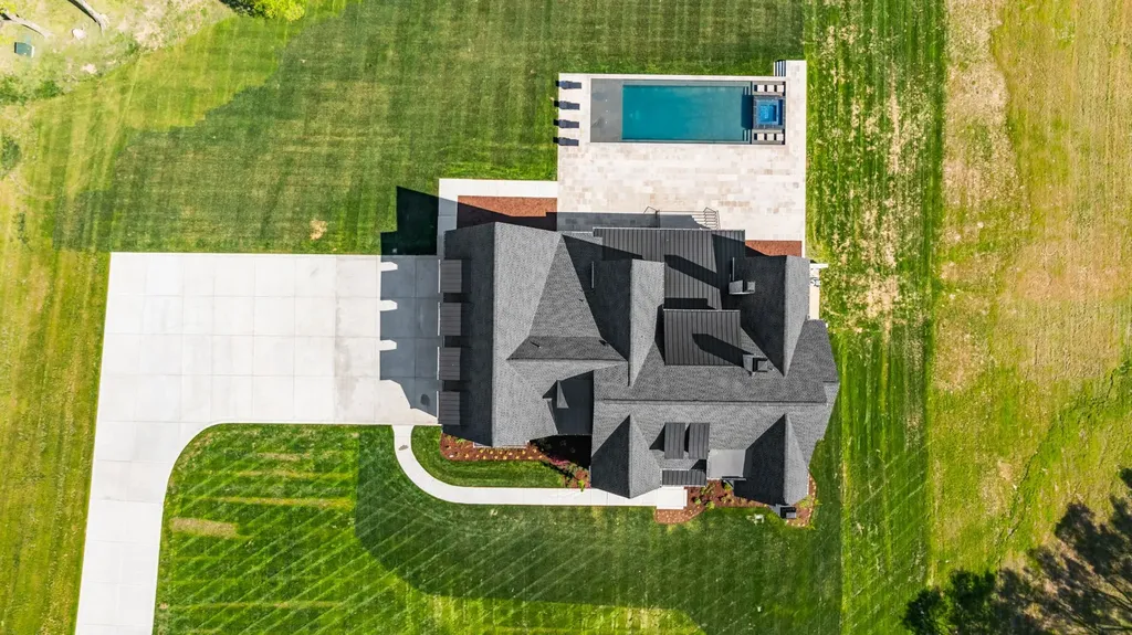 1862 Pleasant Hill Road Franklin TN 37067