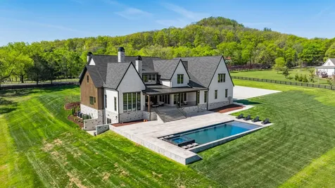 1862 Pleasant Hill Road Franklin TN 37067