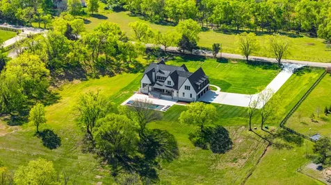 1862 Pleasant Hill Road Franklin TN 37067