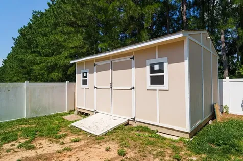 156 Nunally Drive Baxter TN 38544