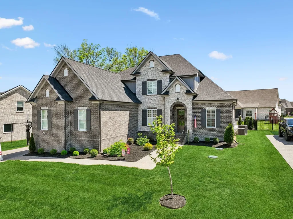 1008 Quillen Way Lebanon TN 37087