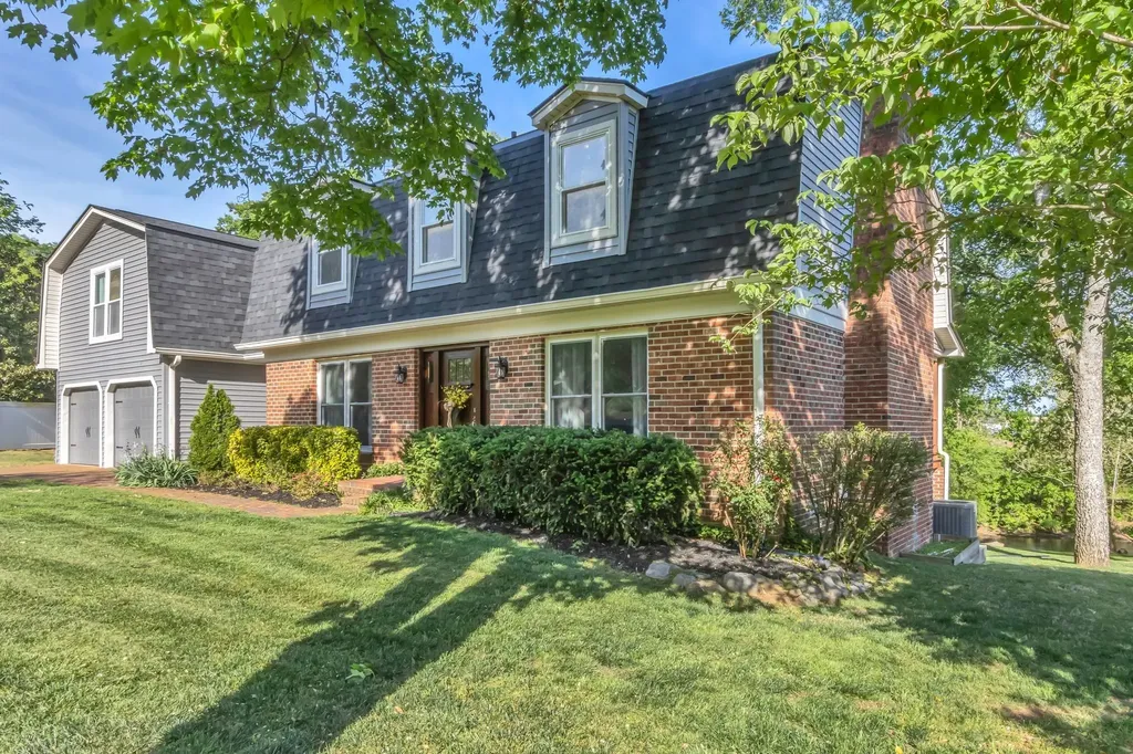 2248 Racquet Club Drive Murfreesboro TN 37128