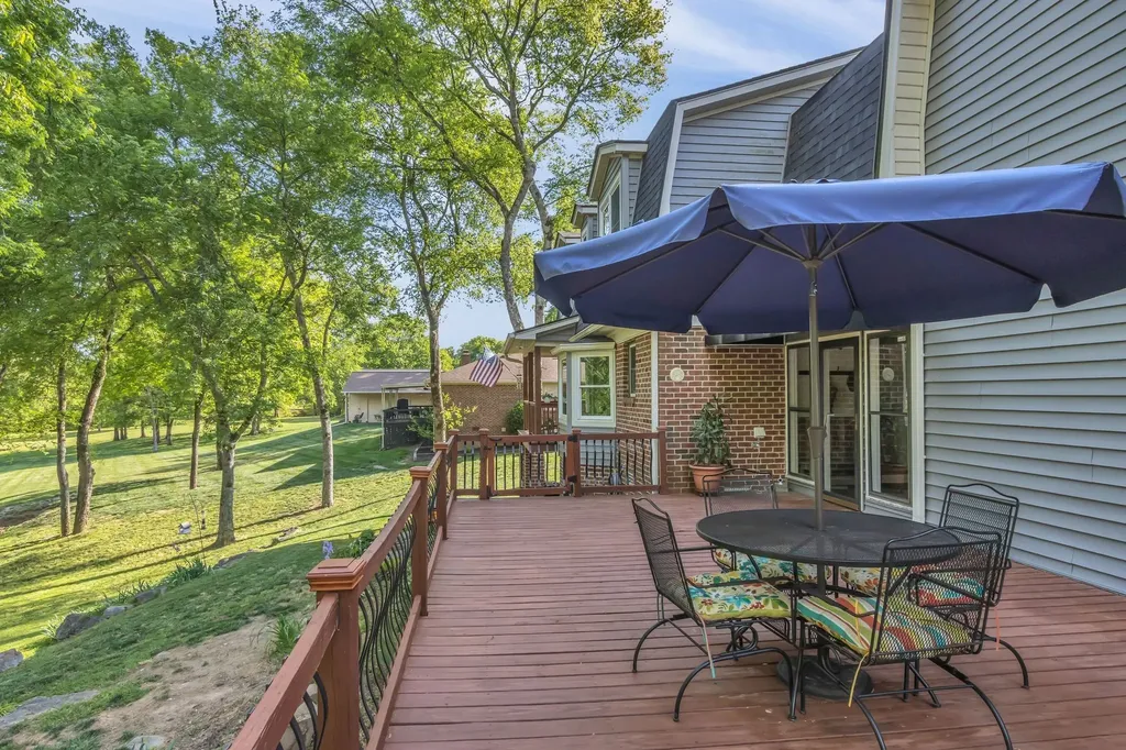 2248 Racquet Club Drive Murfreesboro TN 37128