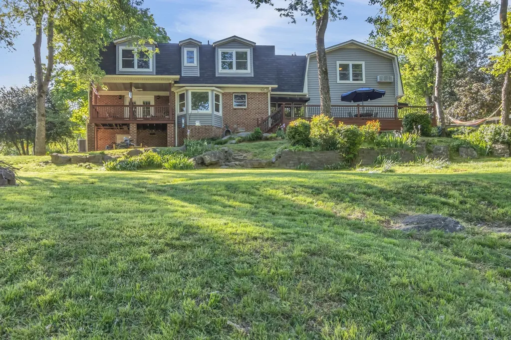 2248 Racquet Club Drive Murfreesboro TN 37128