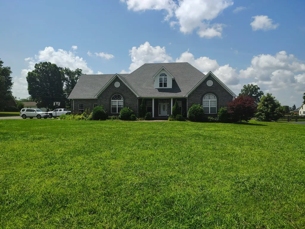 256 Froedge Drive Lafayette TN 37083
