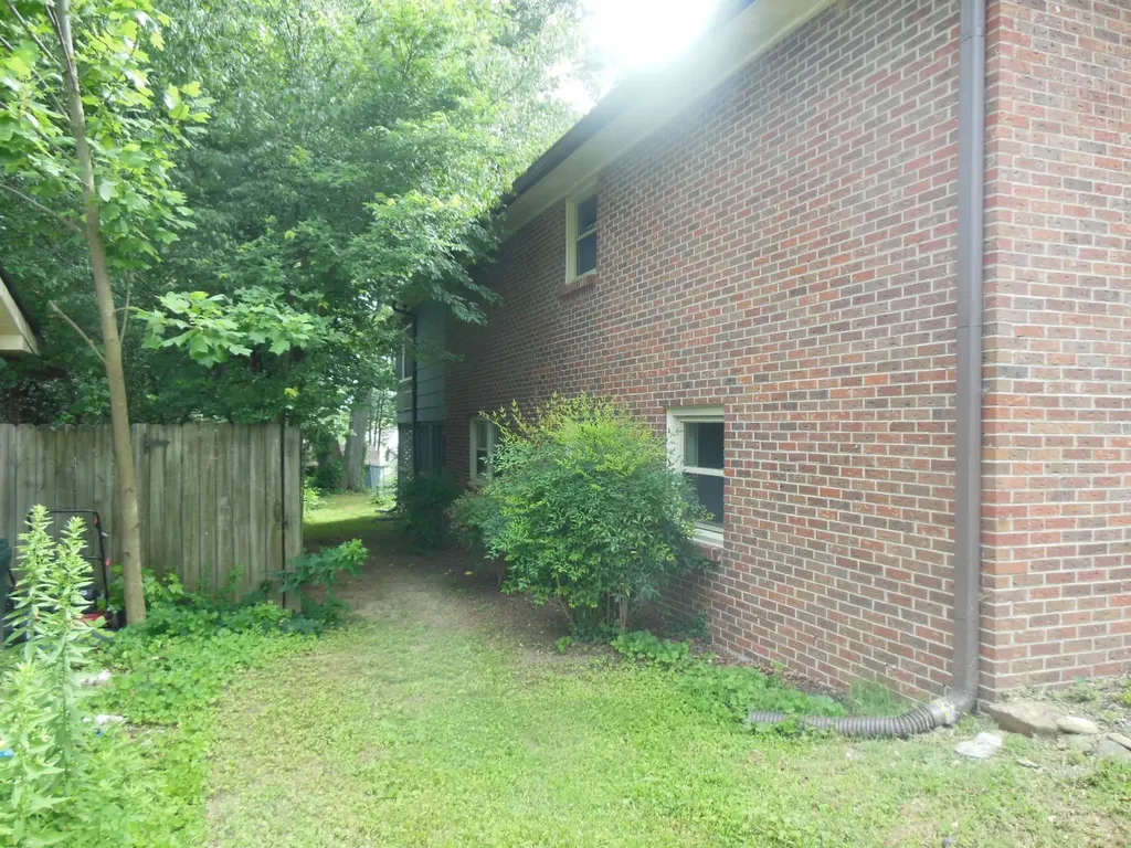 2209 Ruth Street Springfield TN 37172