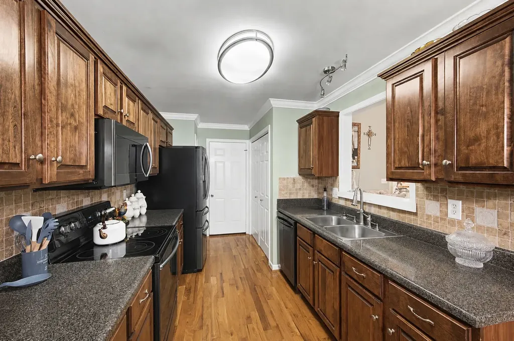 2020 Patrick Way Spring Hill TN 37174