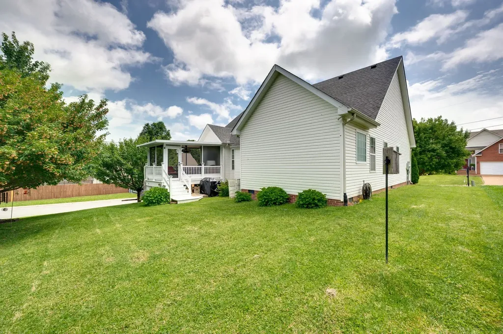 2020 Patrick Way Spring Hill TN 37174