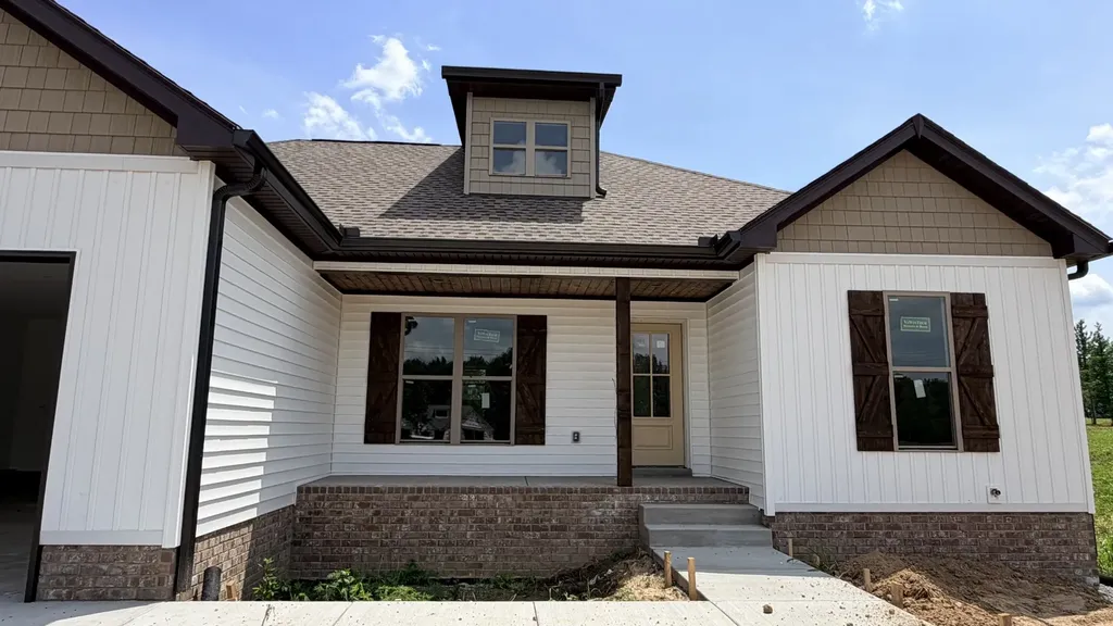 1301 Vickie Lane Portland TN 37148