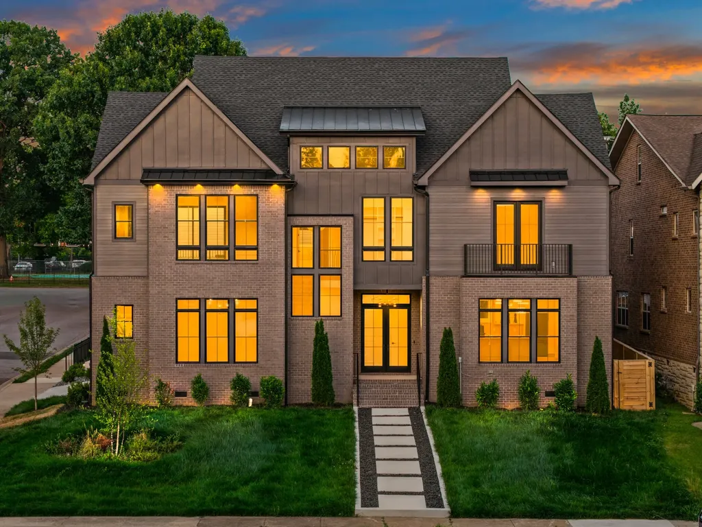 1700 15th Avenue S Nashville TN 37212