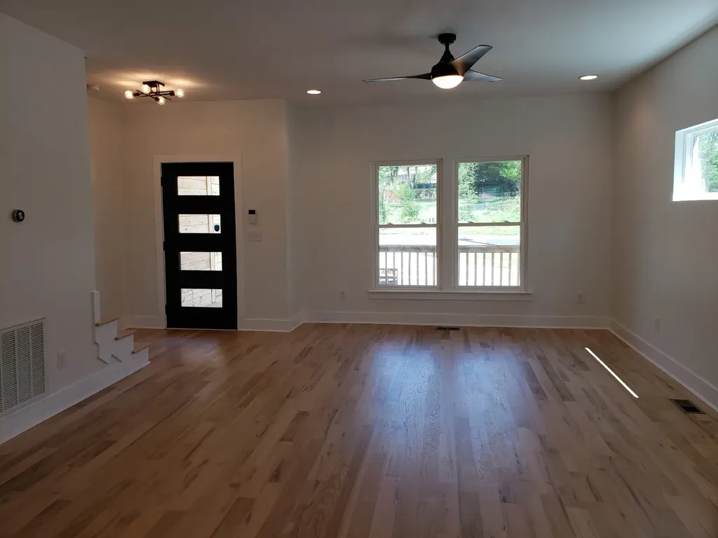 215 Eisenhower Drive Nashville TN 37211