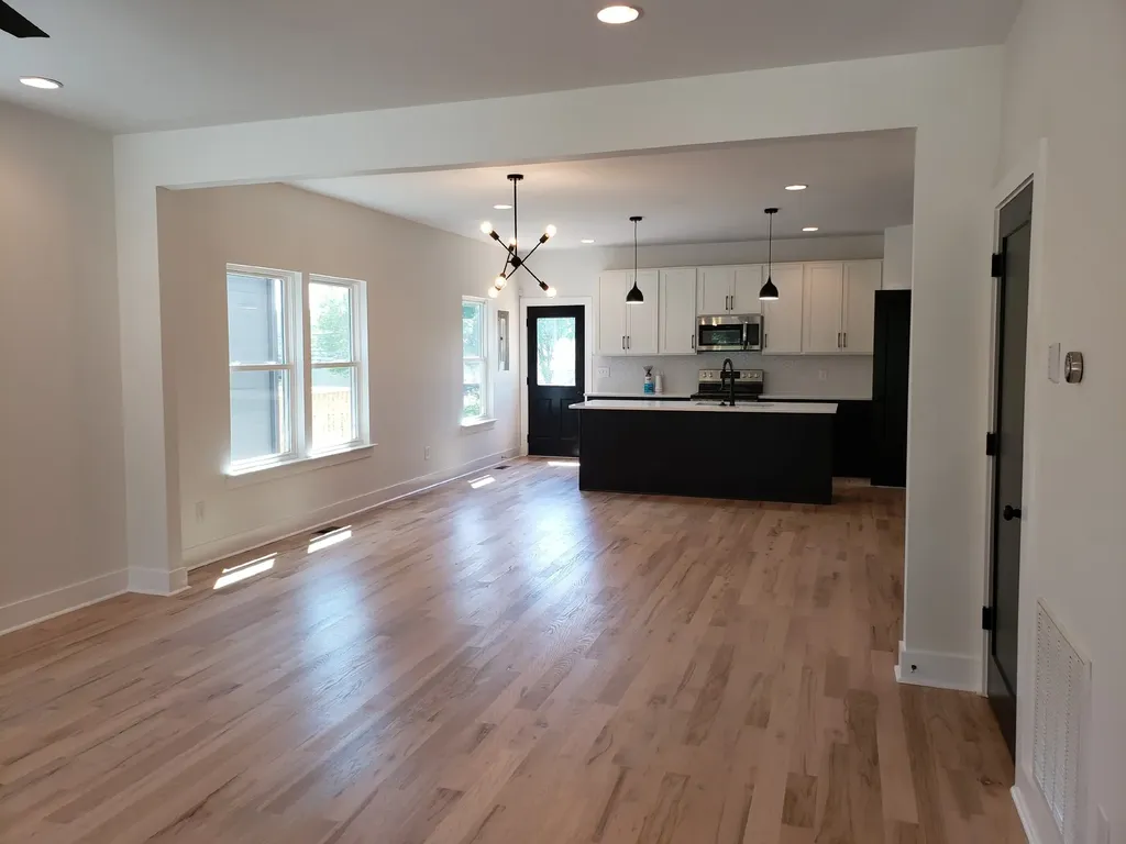 215 Eisenhower Drive Nashville TN 37211