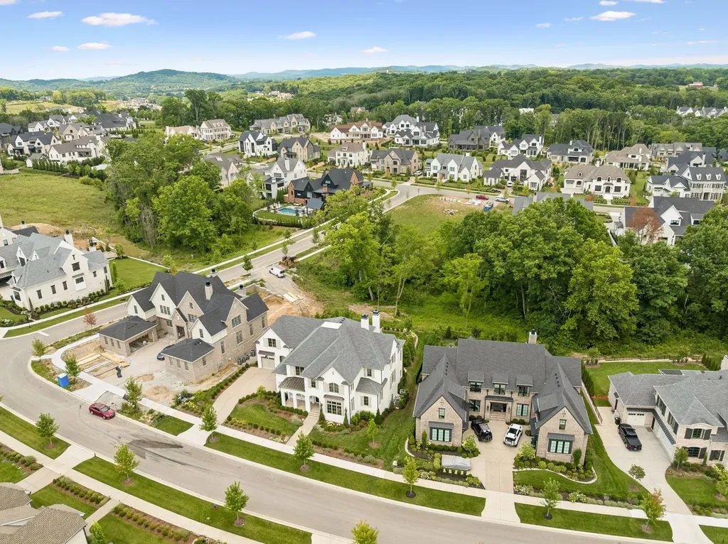 9314 Double Run Court College Grove TN 37046