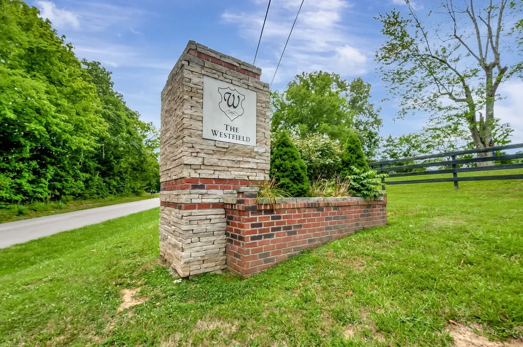 413 Westfield Drive Nashville TN 37221
