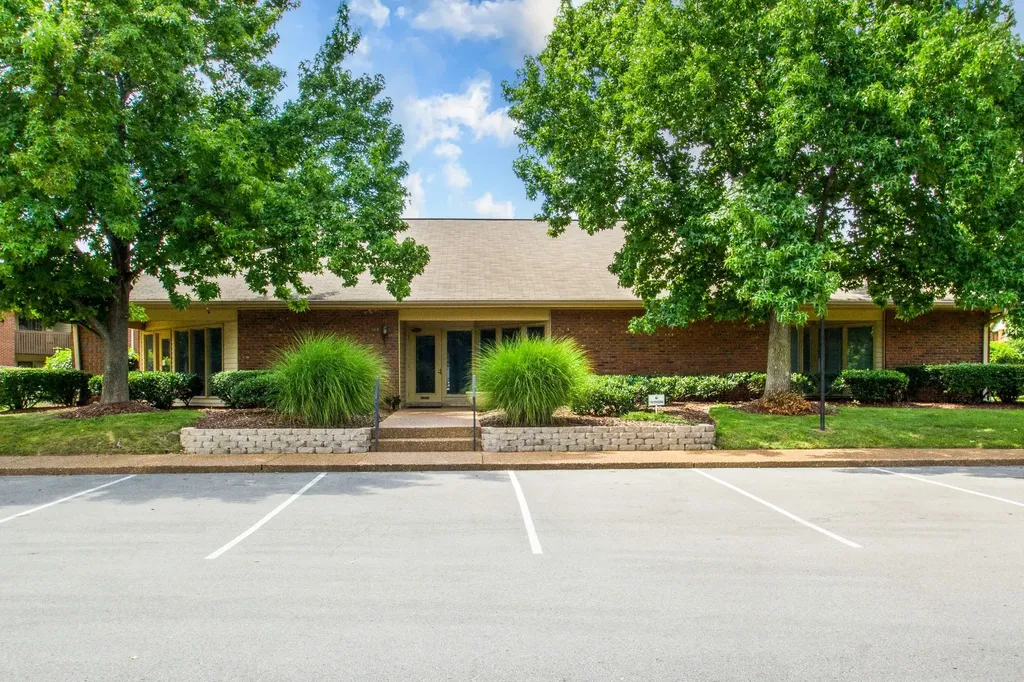 413 Westfield Drive Nashville TN 37221