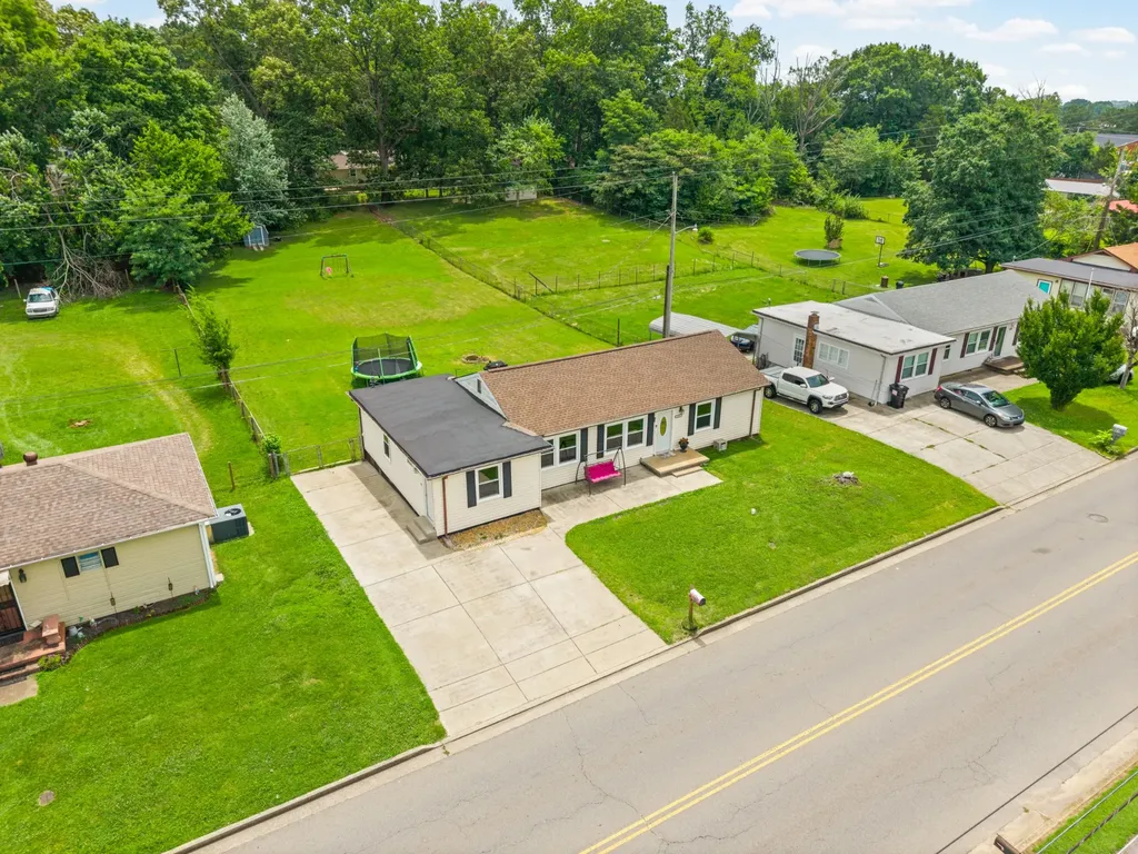417 Highland Circle Clarksville TN 37043