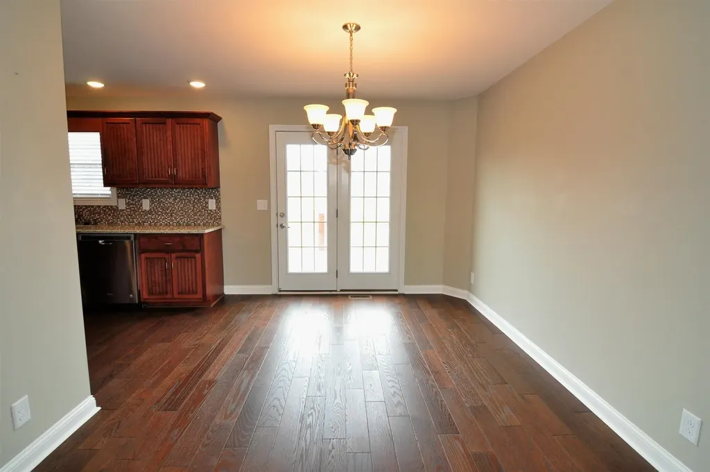 2134 Trophy Trc Clarksville TN 37040