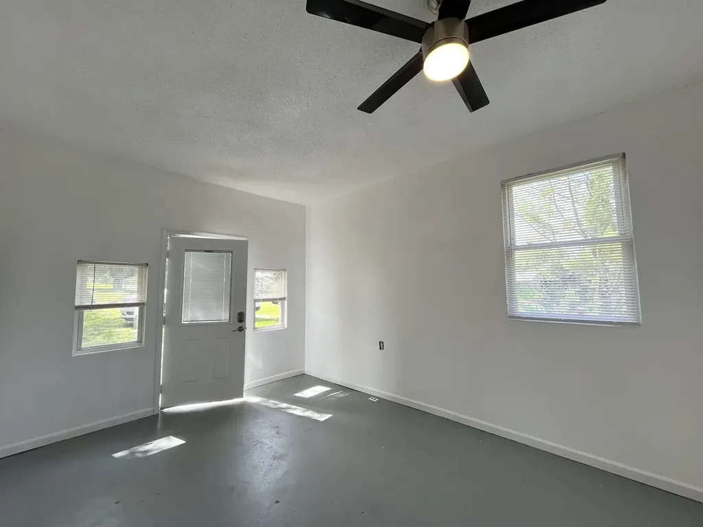481 Mcquade Circle Mcminnville TN 37110