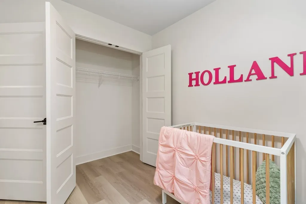 53 Holland Park Clarksville TN 37043