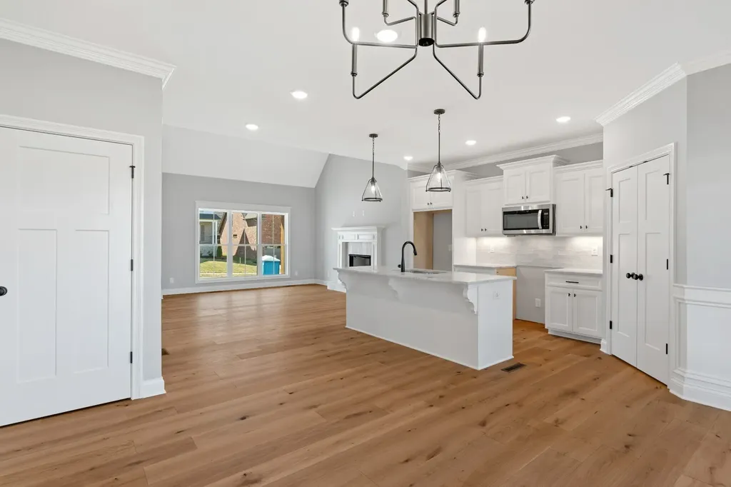 2033 Wt Chandler Boulevard #60 Gallatin TN 37066