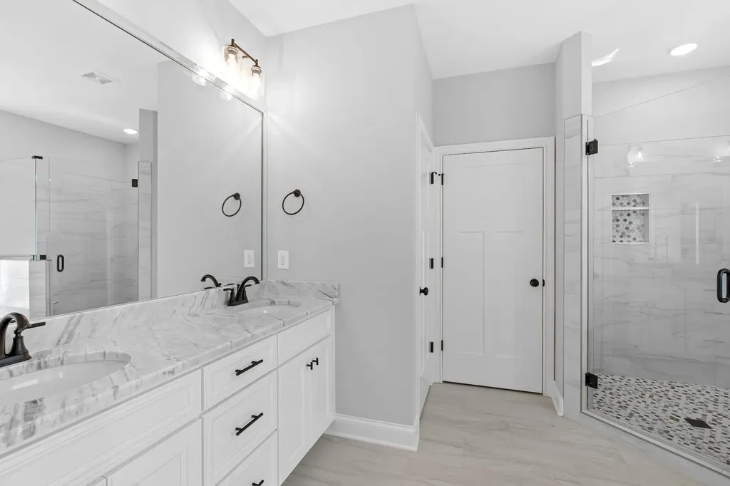 2033 Wt Chandler Boulevard #60 Gallatin TN 37066