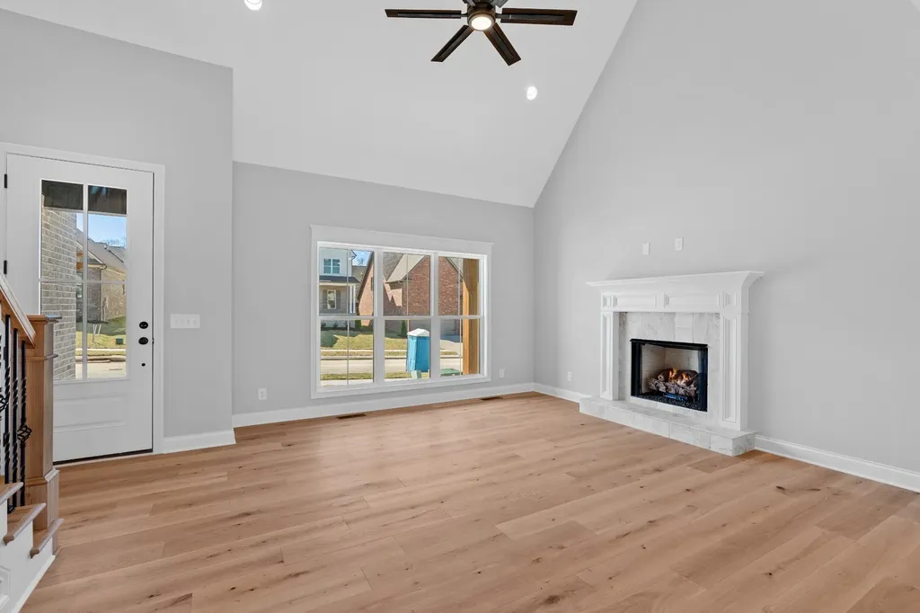 2033 Wt Chandler Boulevard #60 Gallatin TN 37066